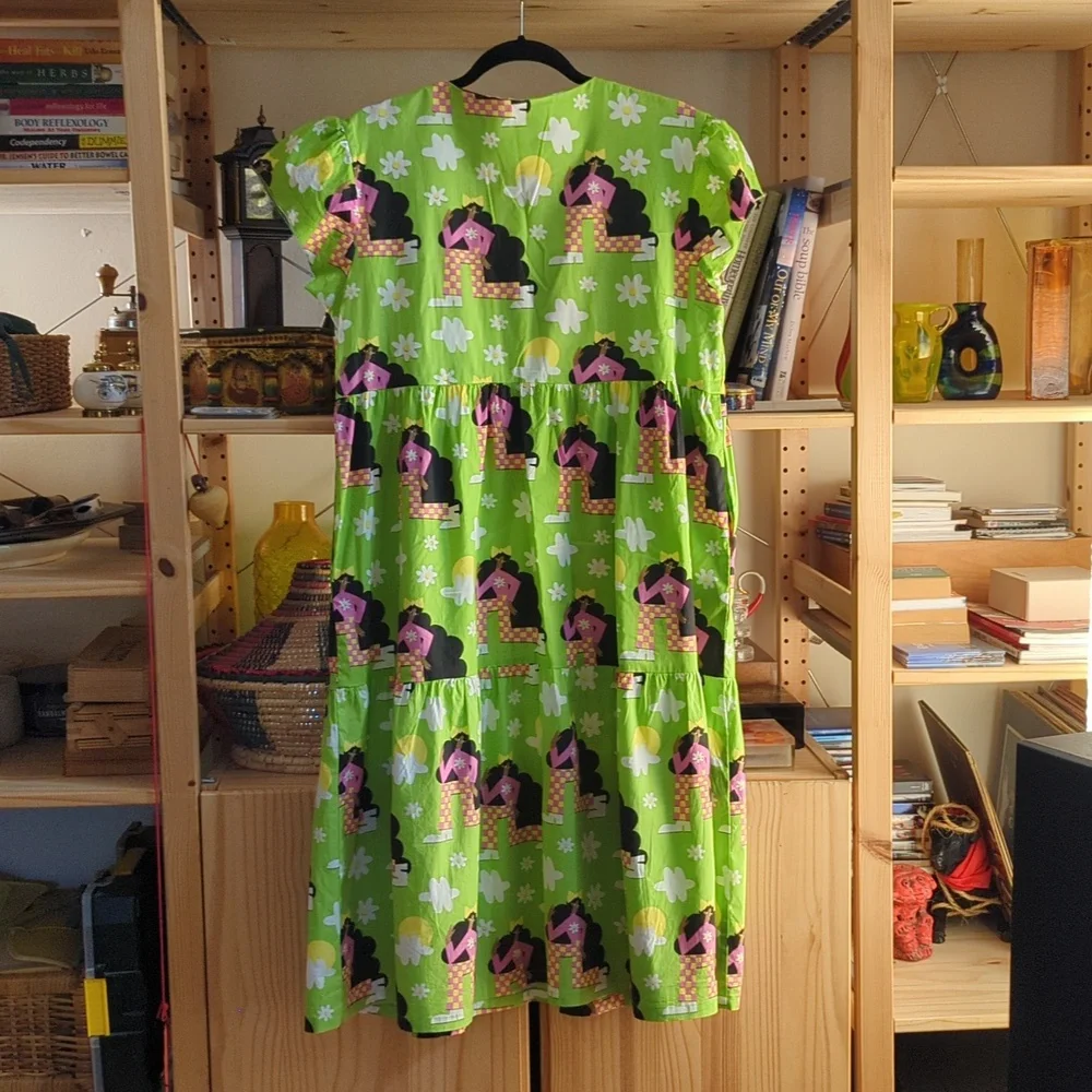 Nooworks Bright Lime Green Novelty Midi Dress with Black & Pink Motif - Picture 4 of 5